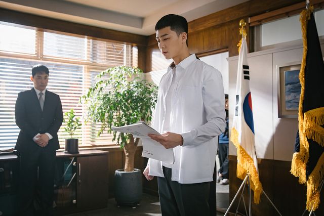 話題の韓国ドラマ「梨泰院クラス」パク・ソジュン演じるパク・セロイ！制服姿も【12枚】（11枚目）