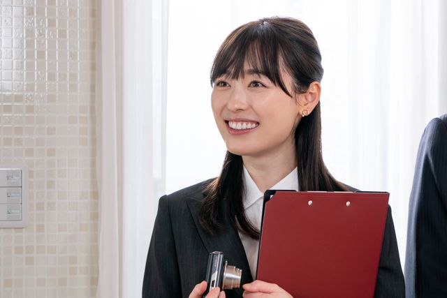ドラマ「正直不動産」ビジュアル（2枚目）