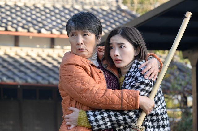 りんね＆蓮華、絶叫！「仮面ライダーガッチャード」第28話場面カット（2枚目）