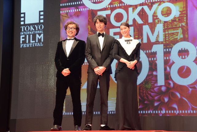 福士蒼汰、広瀬アリスの手を取りエスコート！（7枚目）