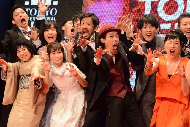 福士蒼汰、広瀬アリスの手を取りエスコート！（13枚目）