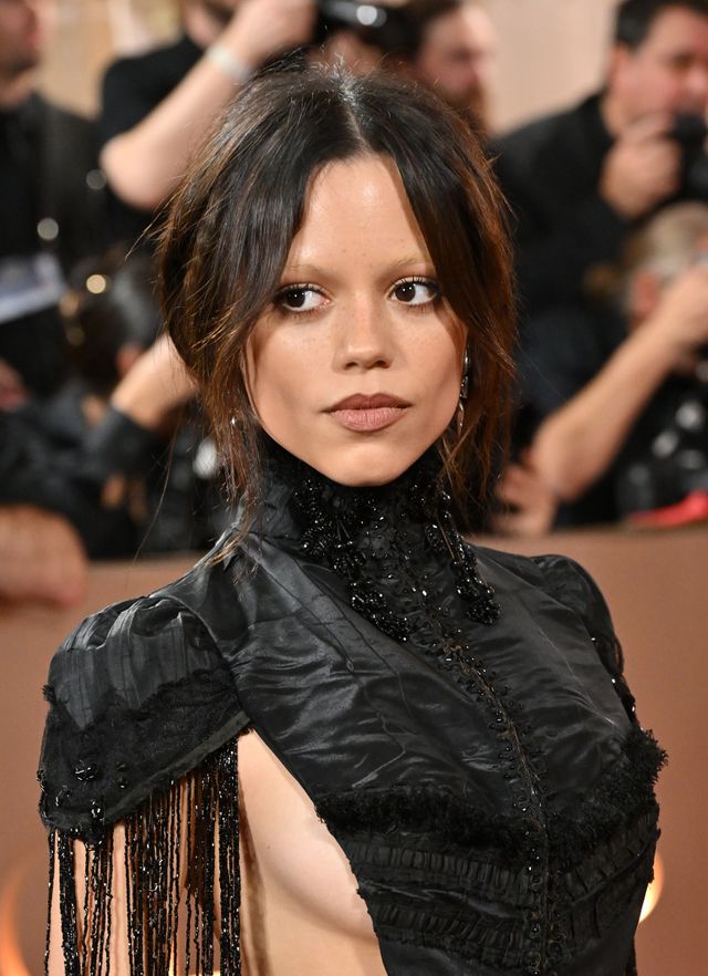 第83回ゴールデン・グローブ賞授賞式でのジェナ・オルテガ：フォトギャラリー