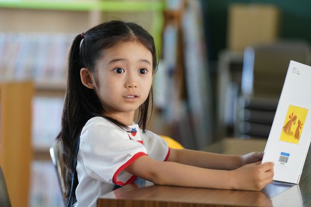 鳩サブレがトレンド入り！目黒蓮「海のはじまり」2話場面写真（2枚目）