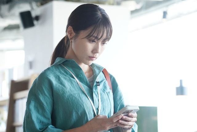 鳩サブレがトレンド入り！目黒蓮「海のはじまり」2話場面写真（5枚目）