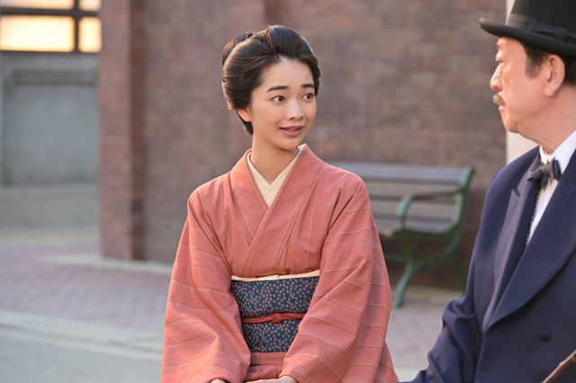 【画像9枚】朝ドラ「風、薫る」環を直美（上坂樹里）に託すりん（見上愛）…第10回場面写真（4枚目）