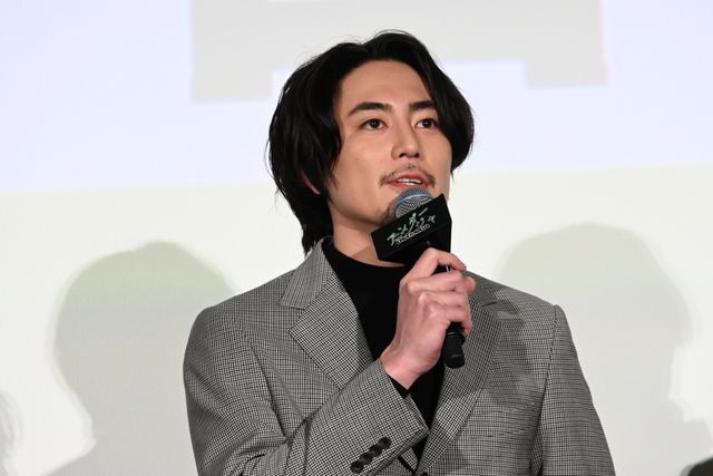 浜辺美波、白石麻衣、山本千尋ら美の競演！『アンダーニンジャ』初日舞台挨拶（14枚目）