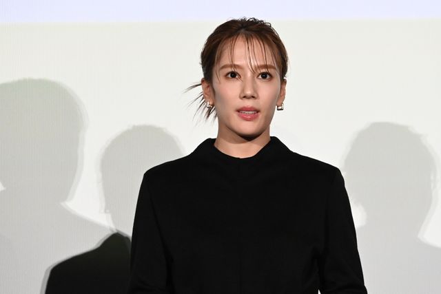 浜辺美波、白石麻衣、山本千尋ら美の競演！『アンダーニンジャ』初日舞台挨拶（21枚目）