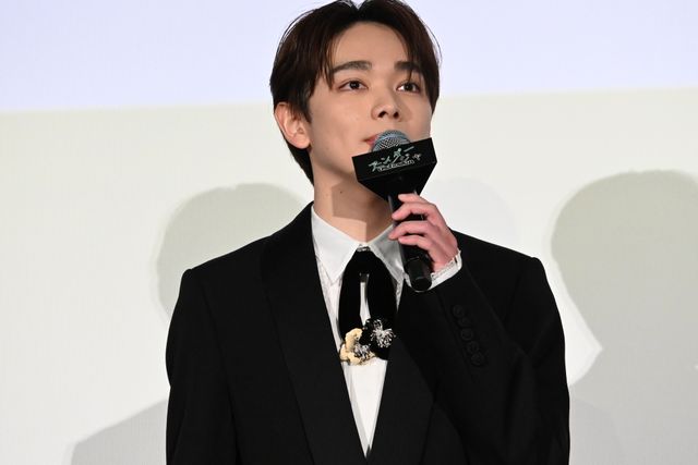 浜辺美波、白石麻衣、山本千尋ら美の競演！『アンダーニンジャ』初日舞台挨拶（27枚目）