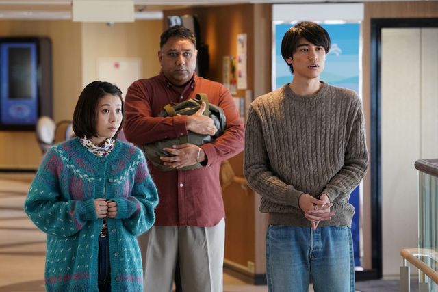 田中圭&横浜流星、まさかの敵対シーンも!?劇場版『あな番』場面カット（15枚目）