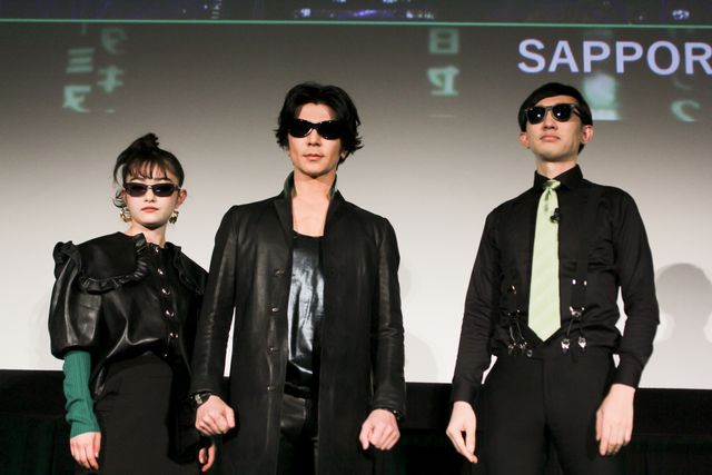 武田真治・井上咲楽『マトリックス』イメージ衣装で登壇　日本マトリックス化イベント（10枚目）