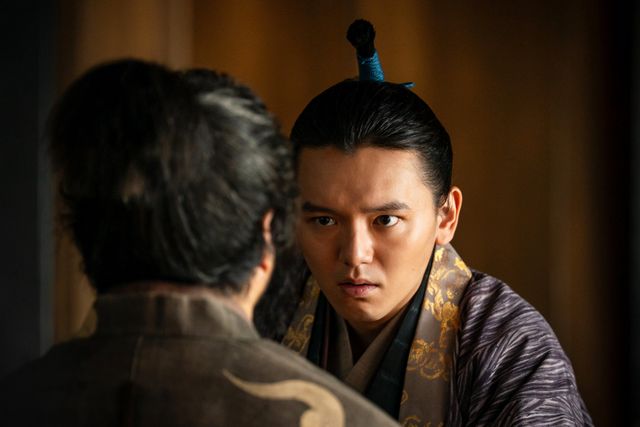 大東駿介＆菅井友香演じる利家とまつ“尾張コロシアム”に登場！「豊臣兄弟！」第5回場面写真（11枚目）