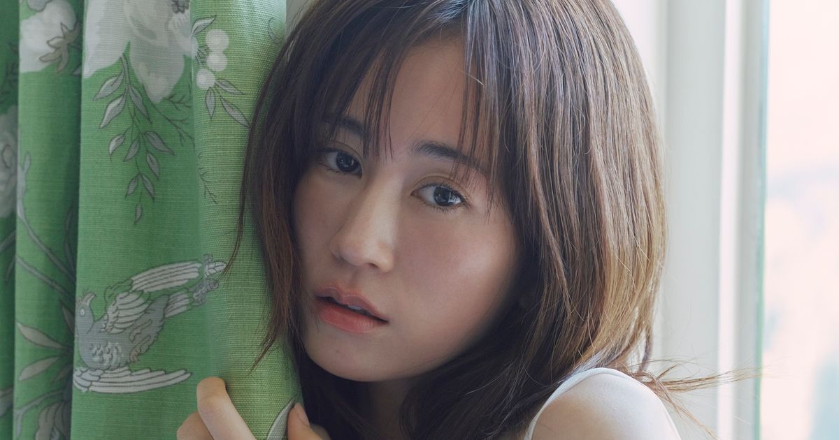 前田敦子、芸能生活20周年で”最後の写真集”発売決定！テーマは「大人の