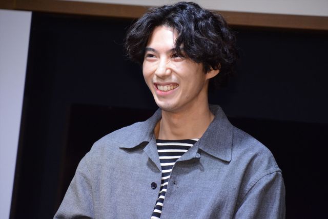 賀来賢人主演「死にたい夜にかぎって」が生まれるまで　先行試写会イベントでトーク（3枚目）