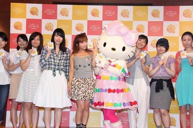 子育て中の辻希美、モー娘。OGツアーに参加希望「いつかは出たい」　画像ギャラリー（10枚目）