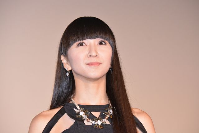 Perfume、シックなドレスで登場！映画『WE ARE Perfume -WORLD TOUR 3rd DOCUMENT』舞台あいさつフォトギャラリー（8枚目）