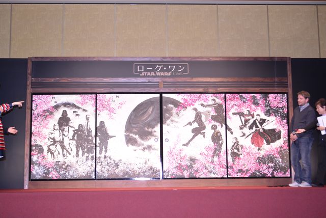『スター・ウォーズ』豪華絢爛の襖絵もお披露目！来日会見フォトギャラリー：フォトギャラリー