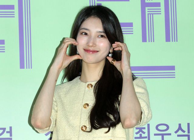 スジがかわいい！『ワンダーランド』完成披露会見の様子（10枚目）