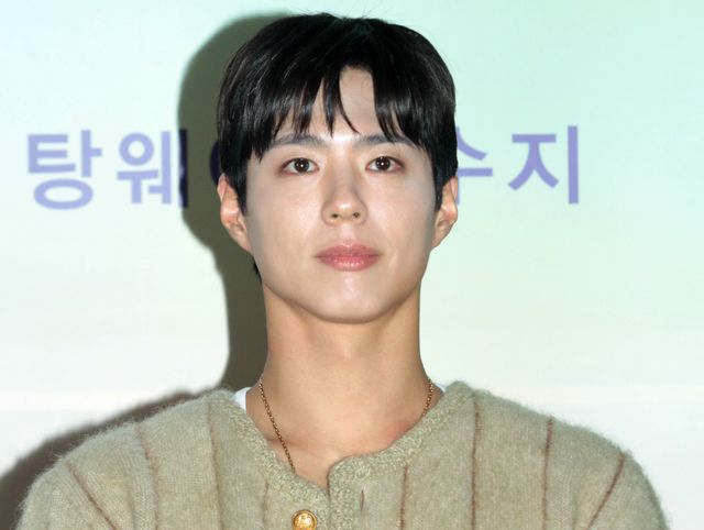 スジがかわいい！『ワンダーランド』完成披露会見の様子（11枚目）