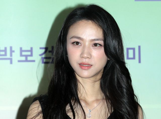 スジがかわいい！『ワンダーランド』完成披露会見の様子（12枚目）