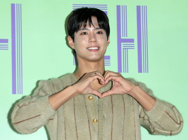 スジがかわいい！『ワンダーランド』完成披露会見の様子（19枚目）