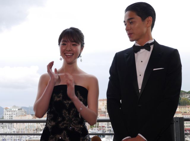 『寝ても覚めても』東出昌大＆唐田えりかがカンヌに！（2枚目）