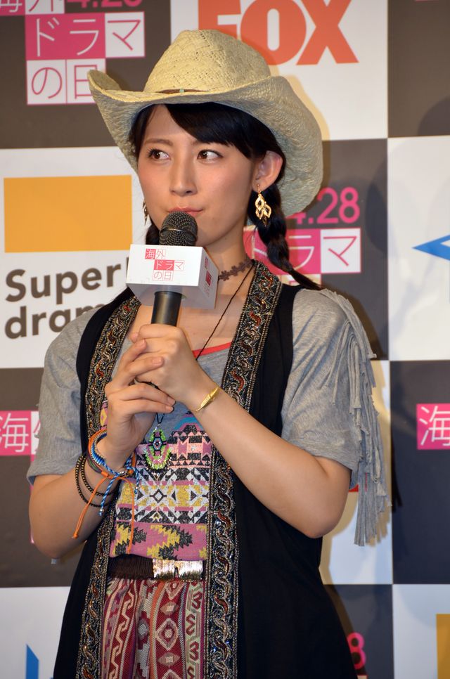 安めぐみ＆福田彩乃がウエスタン衣装に！フォトギャラリー（4枚目）