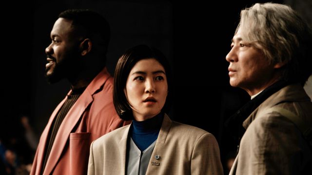 「火星の女王」第3回：カワナベ（吉岡秀隆）が“物体”の驚くべき機能を発見する＜場面写真＞（2枚目）