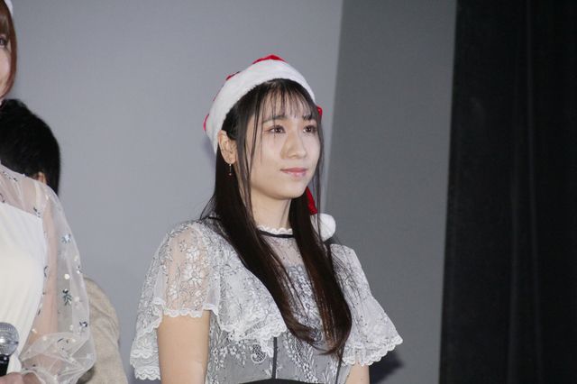 花澤香菜、サンタ衣装が可愛すぎ！『サンタ・カンパニー　～クリスマスの秘密～』『コルボッコロ』公開記念舞台あいさつ（5枚目）
