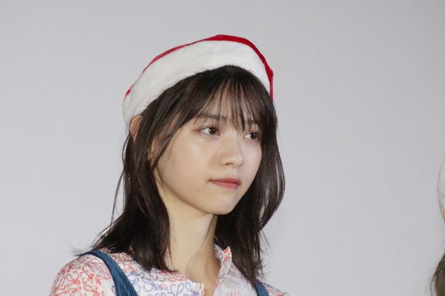 花澤香菜、サンタ衣装が可愛すぎ！『サンタ・カンパニー　～クリスマスの秘密～』『コルボッコロ』公開記念舞台あいさつ（7枚目）