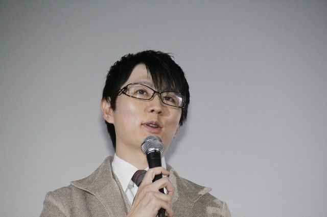 花澤香菜、サンタ衣装が可愛すぎ！『サンタ・カンパニー　～クリスマスの秘密～』『コルボッコロ』公開記念舞台あいさつ（10枚目）