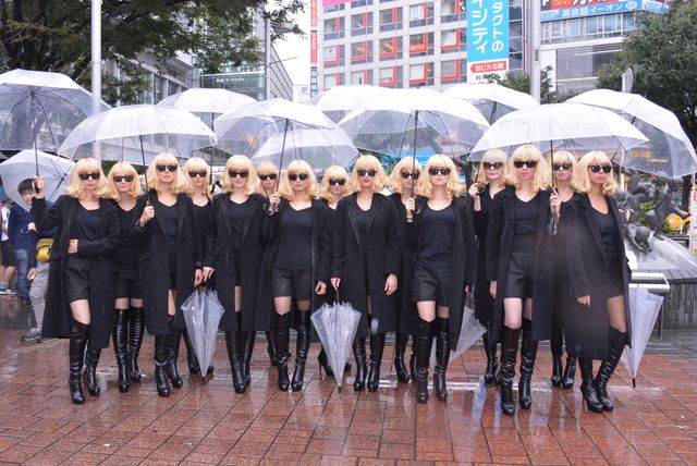 【画像】金髪美女が渋谷の街をゲリラ来襲！　画像ギャラリー（6枚目）