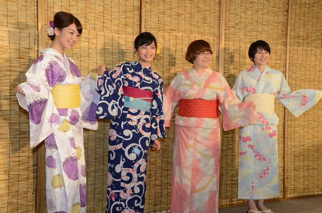 こじるり　お金の話をして怒られたと反省モード　画像ギャラリー（2枚目）