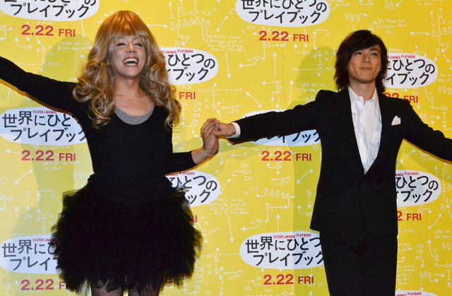 塩谷瞬、KABA.ちゃんと「再起」の濃厚ダンスを披露！　役者としての成長を誓う！　画像ギャラリー（5枚目）