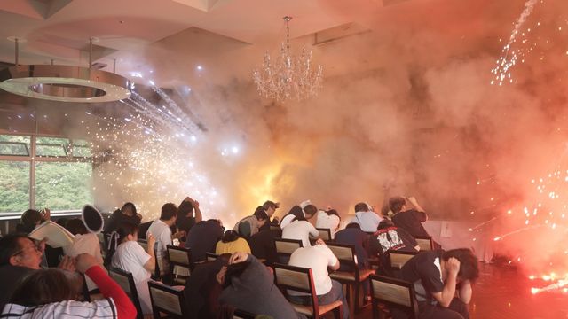 老舗ホテルをリアル爆破！ド派手シーンの撮影風景（4枚目）