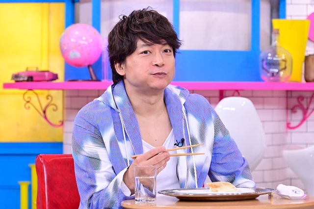 香取慎吾のもぐもぐ姿！特番「ニッポンのレジェンド発掘SP さいしょの人はスゴかった!!」：フォトギャラリー