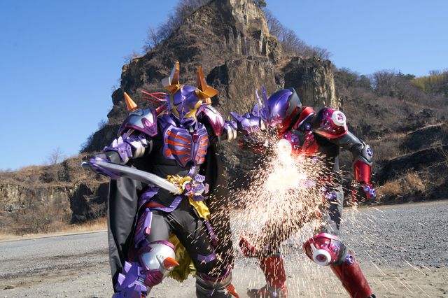 仮面ライダーを次々と狩る道長…「仮面ライダーギーツ」第33話「慕情I：バッファ無双！」：フォトギャラリー