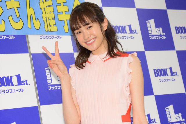 はじける笑顔が可愛い！注目の特撮ヒロイン・尾碕真花（15枚目）