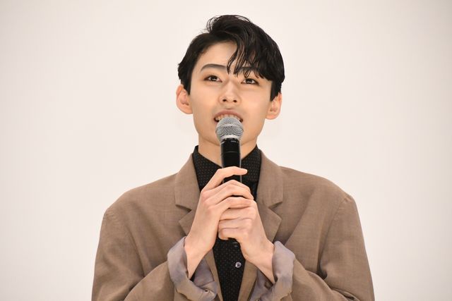 市川染五郎、金髪の音尾琢真に驚き！『レジェンド＆バタフライ』舞台挨拶（8枚目）