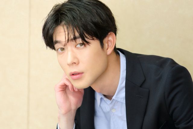 宮沢氷魚が魅せる…『騙し絵の牙』インタビューカット（7枚目）