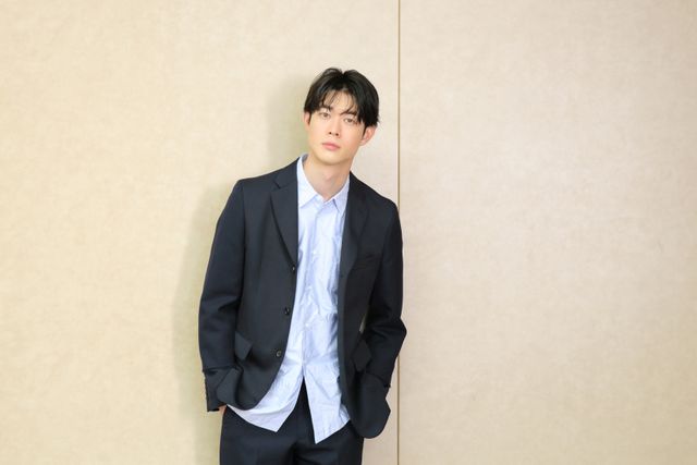 宮沢氷魚が魅せる…『騙し絵の牙』インタビューカット（10枚目）