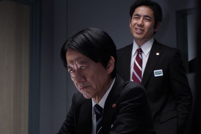 亀山薫、絶体絶命の窮地に…「相棒season23」第15話場面カット（9枚目）