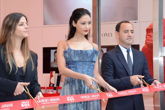 菜々緒、ラグジュアリーなドレス姿で登場！「GIORGIO ARMANI beauty POP-UP STORE “ARMANI BOX” オープニングセレモニー」ギャラリー（4枚目）