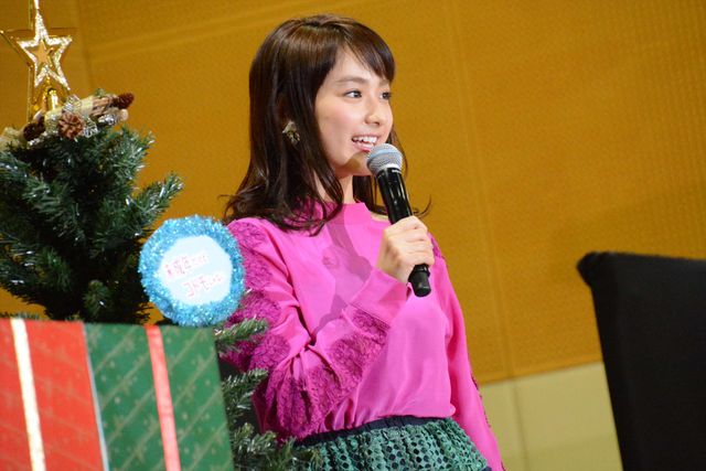 平祐奈、中島健人＆知念侑李と女子高にサプライズ登場！（7枚目）