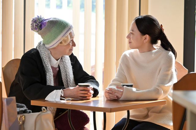 百音、未知を誘って浜へ…「おかえりモネ」第119回の場面写真（4枚目）