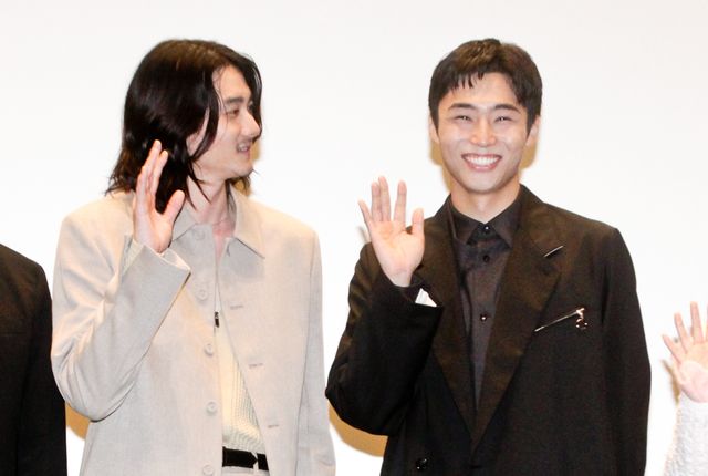 八村倫太郎（WATWING）＆柳俊太郎、韓国の大ヒット漫画原作『他人は地獄だ』完成披露（8枚目）