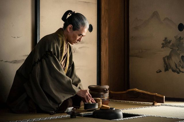 吉岡秀隆演じる千利休