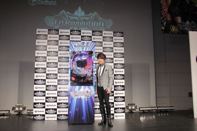 父親のパチンコ好きを明かしたT.M.Revolution西川貴教フォトギャラリー（9枚目）