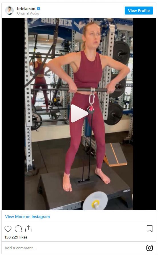 『キャプテン・マーベル』ブリー・ラーソンの腹筋＆トレーニング風景（3枚目）