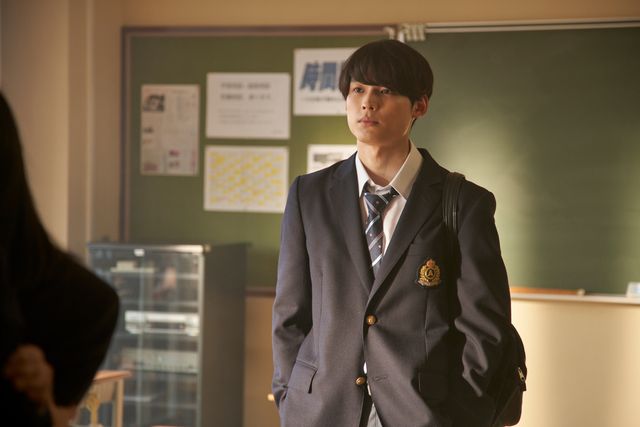 森七菜の制服＆ツインテール姿がキュート！映画『ライアー×ライアー』場面カット（2枚目）