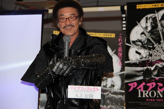 武井壮を左ストレートで一撃！イベントフォトギャラリー（5枚目）